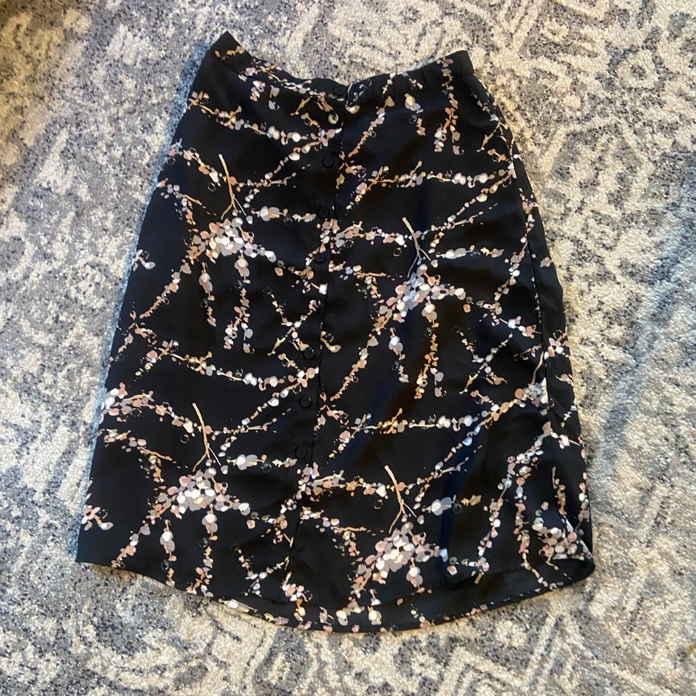 Daniel Rainn Black Floral Pencil Skirt